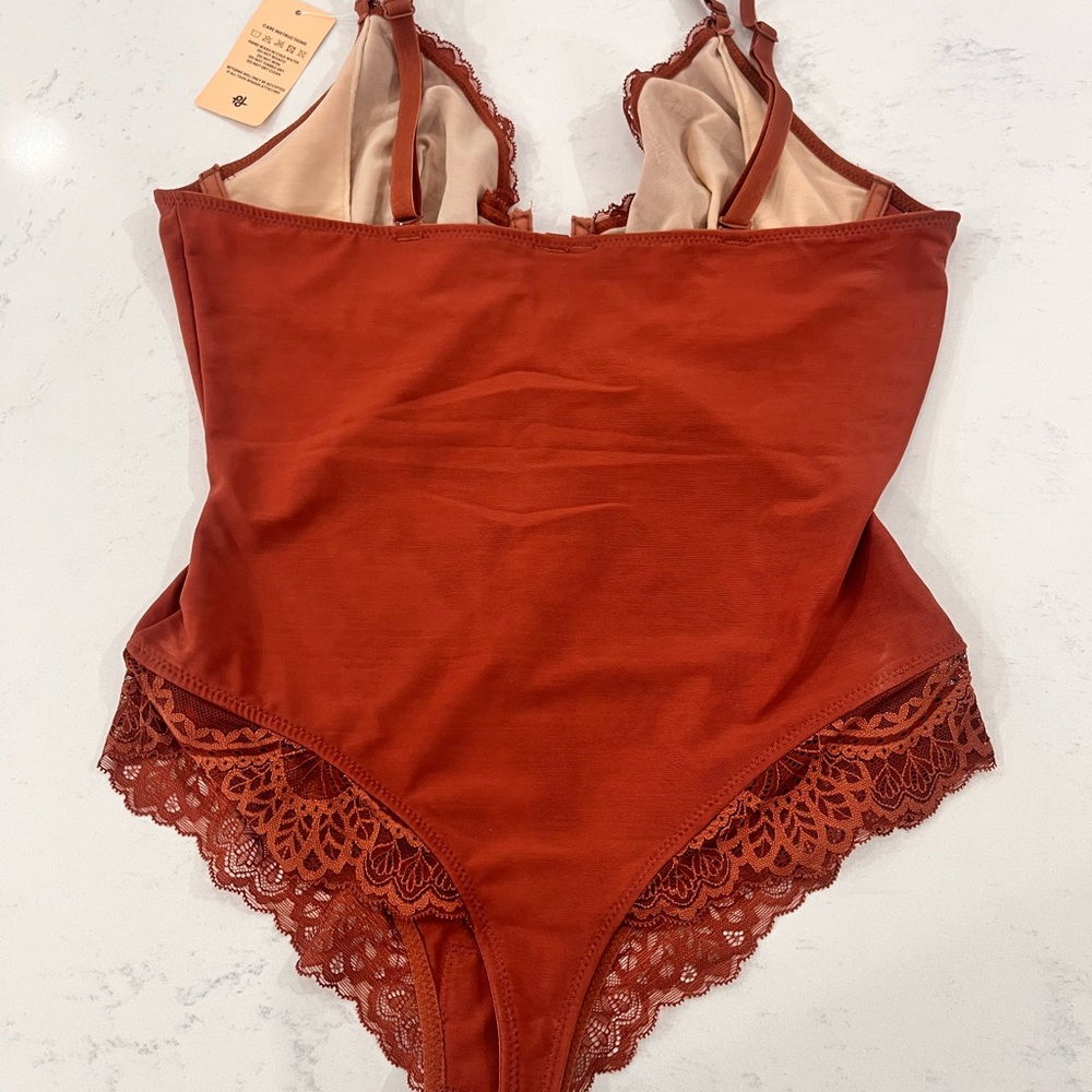 Elegant Brown Lace Shapewear Bodysuit - Picture 4 of 5